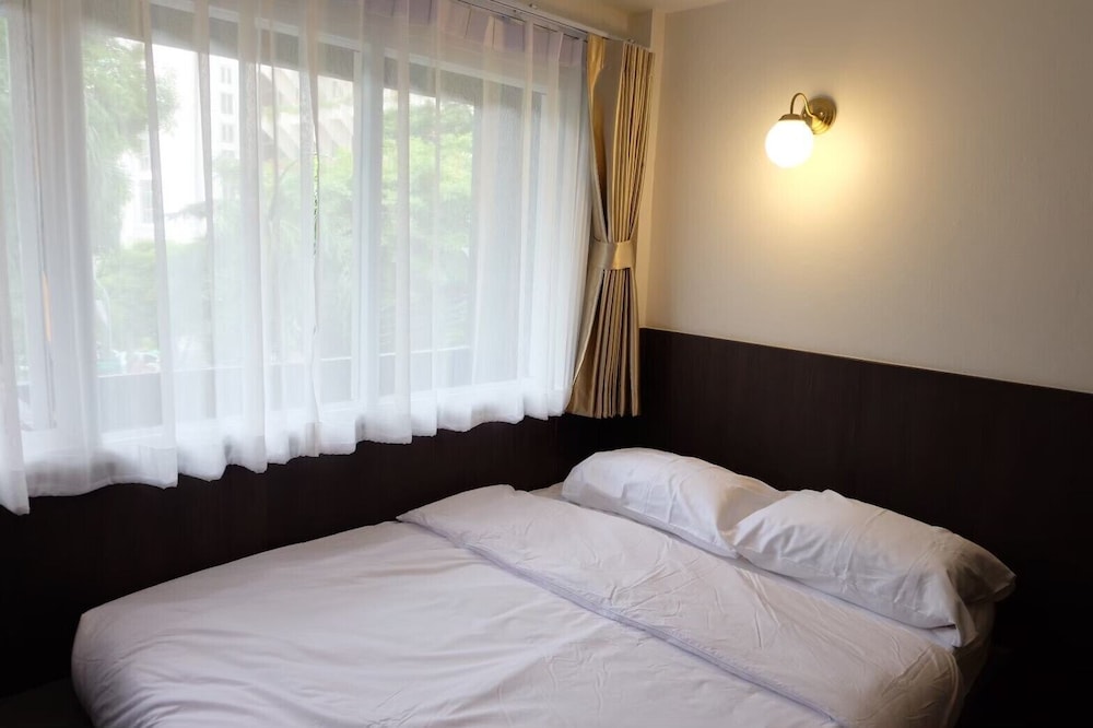 Standard Double Room, Non Smoking, Private Bathroom photo 1
