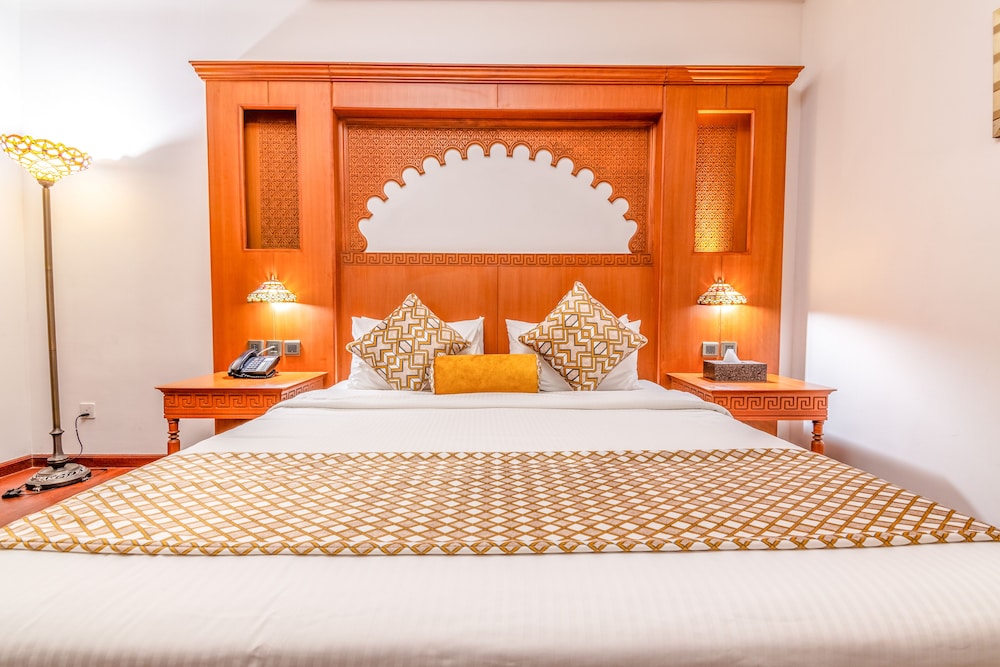 Double Room, 1 Queen Bed, Sea View - Photo 4
