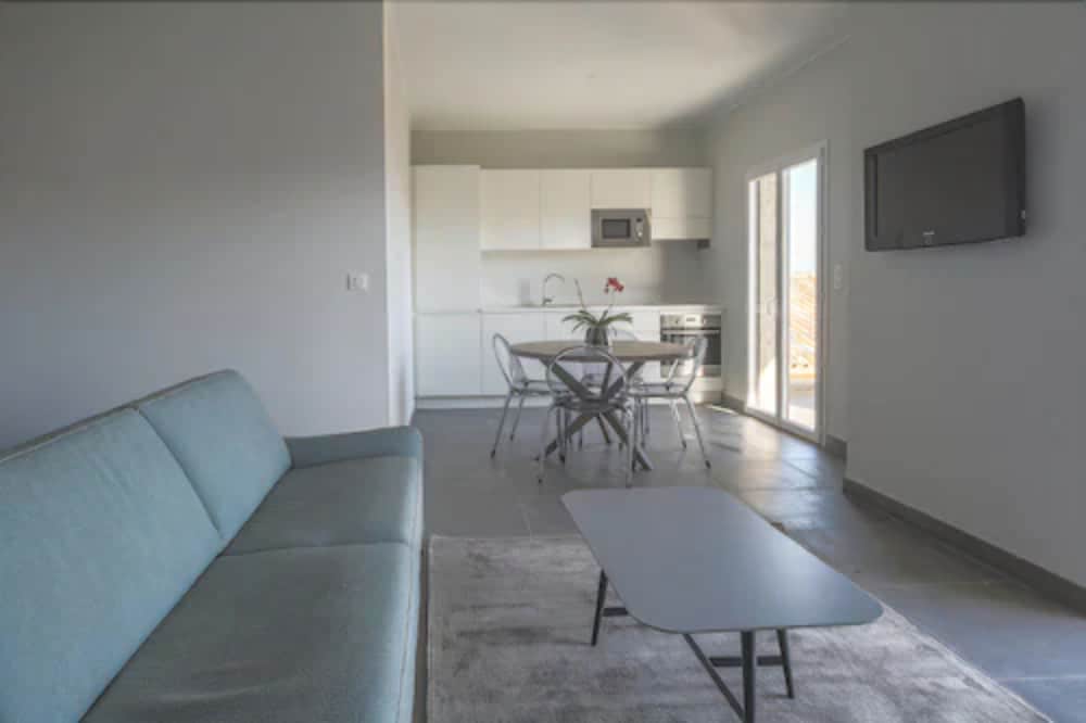 Superior Apartment, 2 Bedrooms, Sea View
