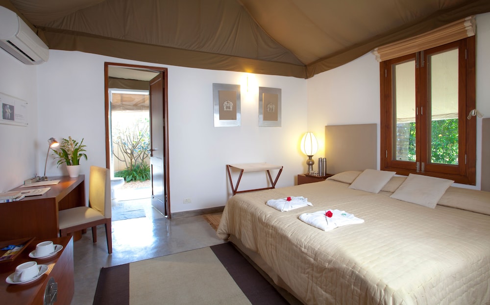 Garden Tent Cottage