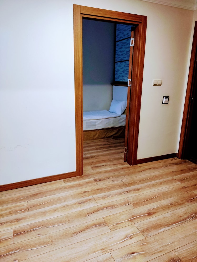 Family Suite, 2 Bedrooms, Mountain View, Corner