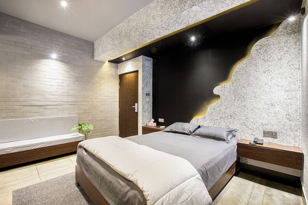 Executive Suite photo 3