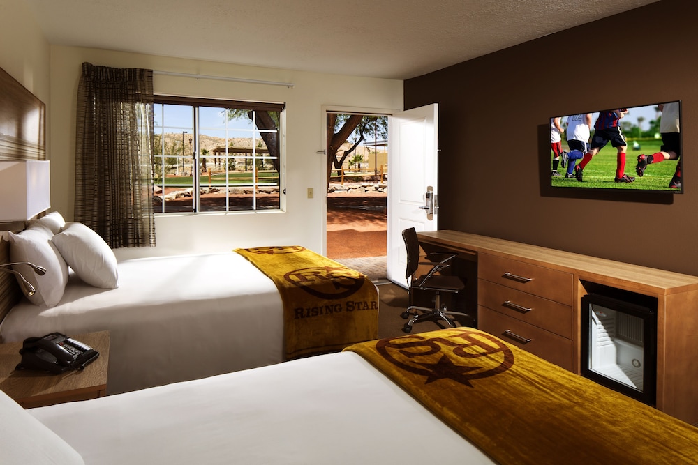 Superior Double Room, 2 Queen Beds, Garden Area
