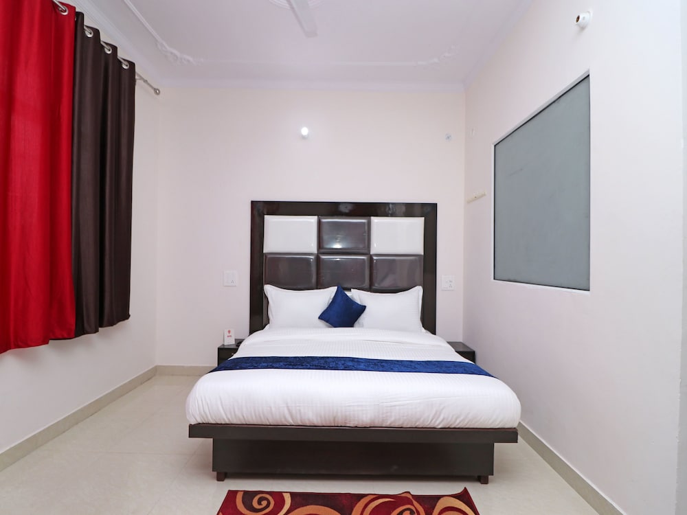 Suite, 1 King Bed photo 3