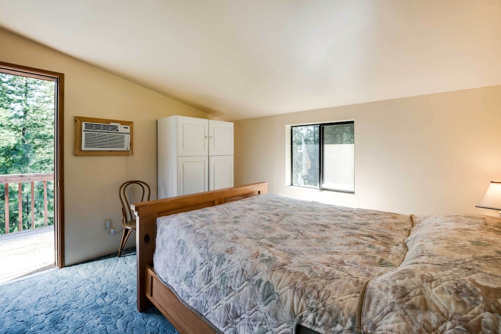 House (2 Bedrooms) photo 1