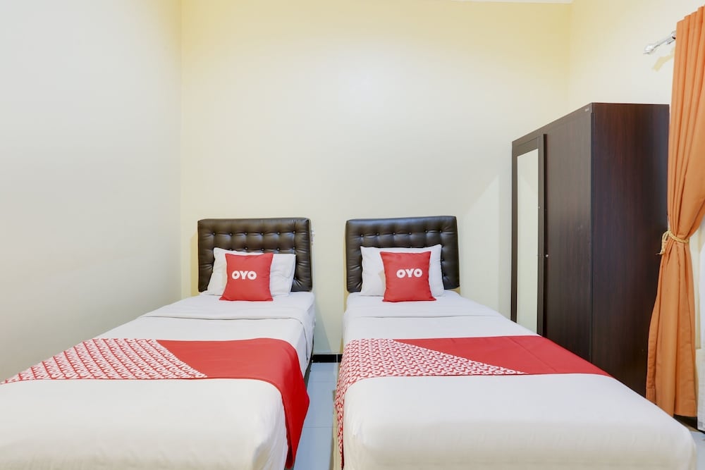Deluxe Twin Room - Photo 1