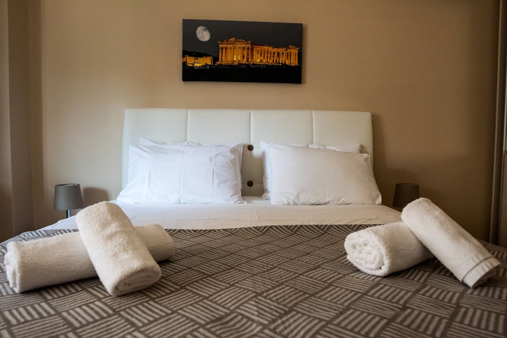Luxury Apartment photo 3