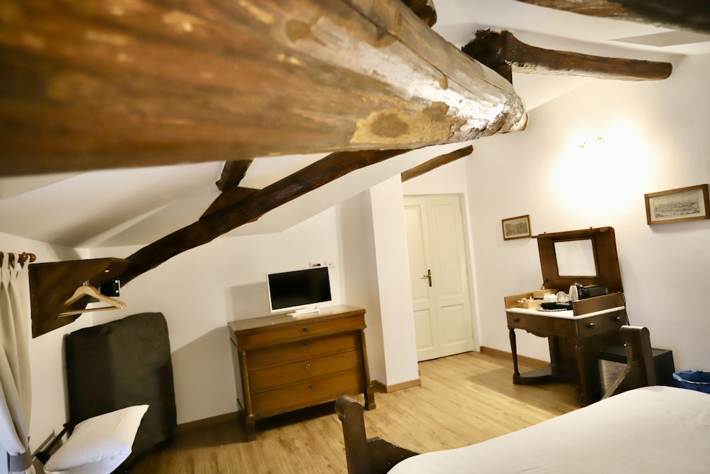 Comfort Room photo 3
