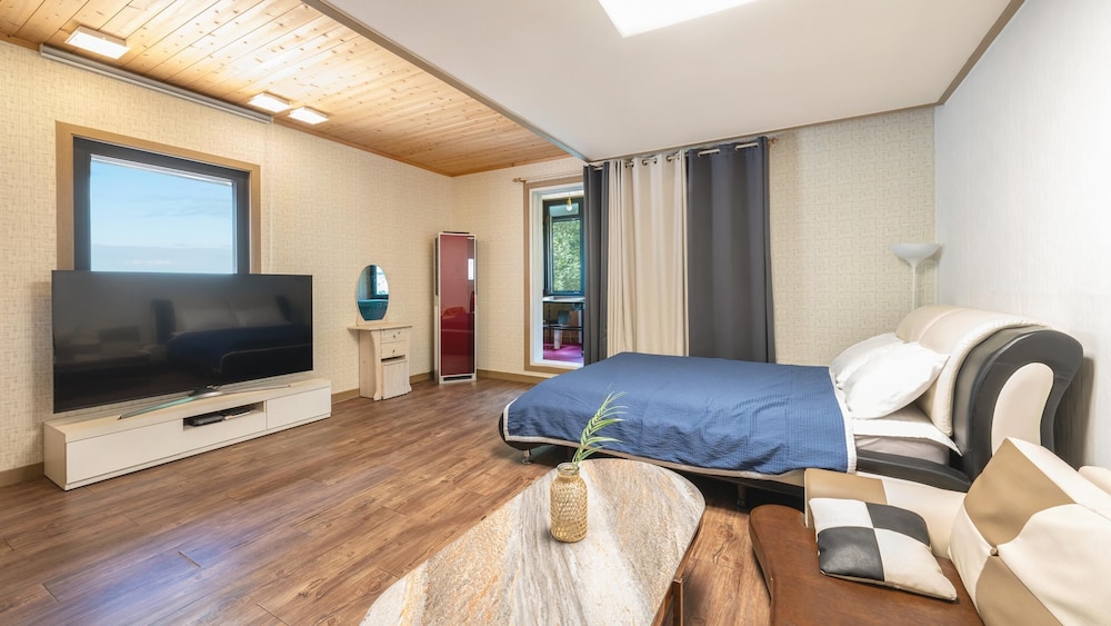 Basic Room, 1 Bedroom (arbre)