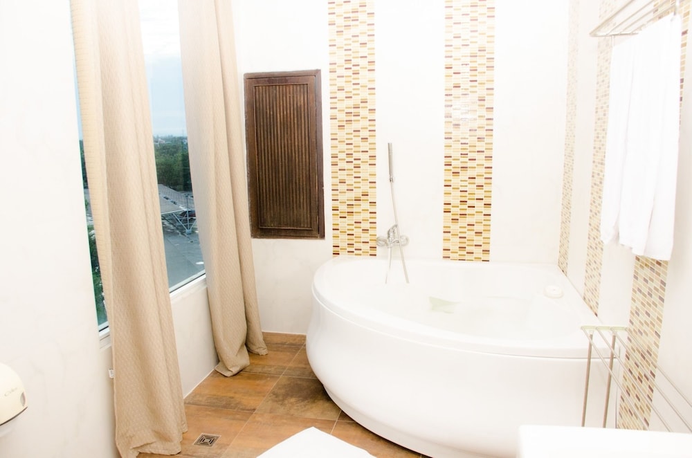 Grand Design Suite - Photo 29