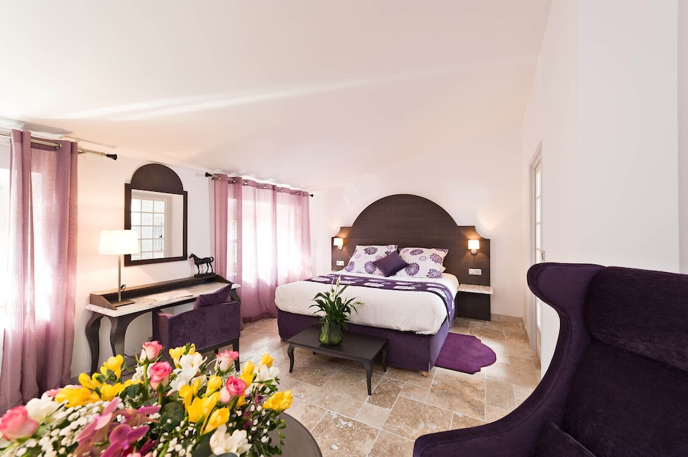 Classic Twin Room - Photo 12