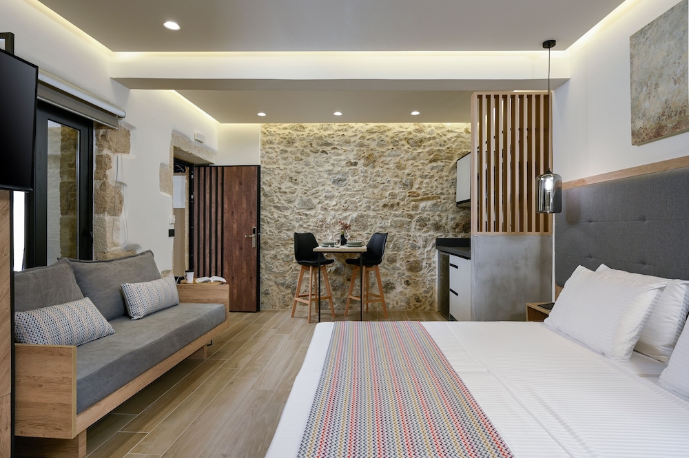 Superior Room - Photo 19