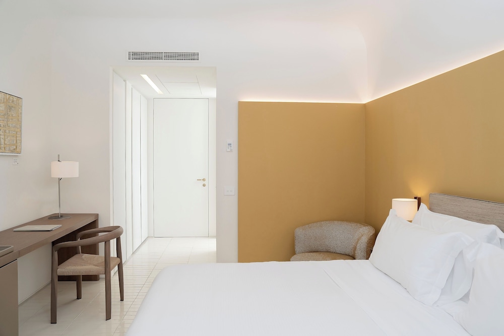 Standard Double Room, Balcony - Photo 4