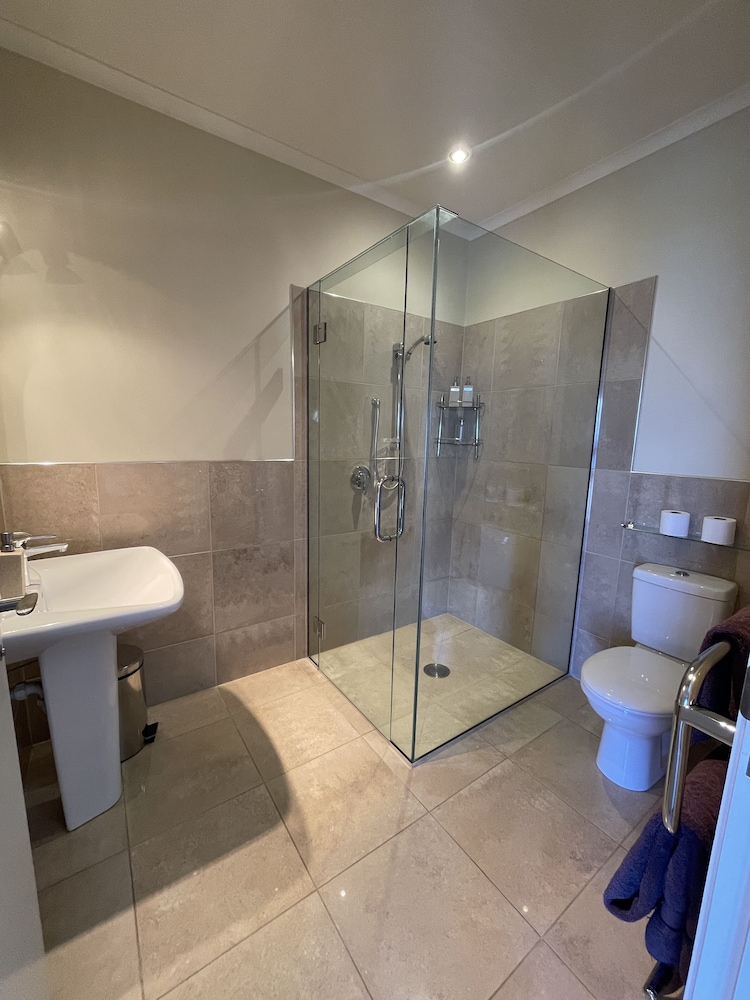 Standard Suite, 1 Bedroom, Non Smoking (Koru) photo 3