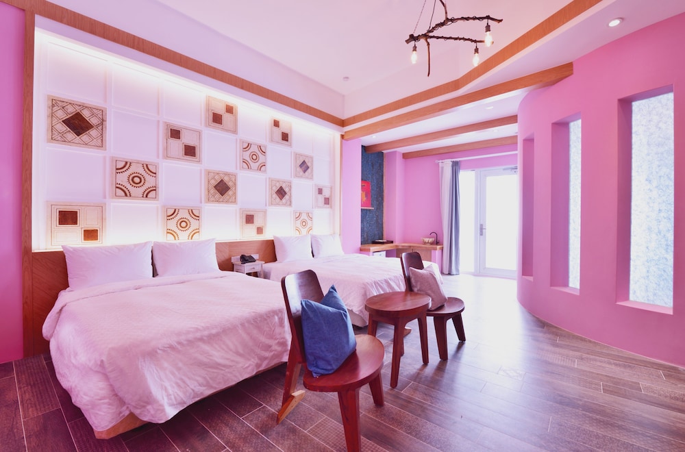 Gallery Quadruple Room, 1 Bedroom, Private Pool