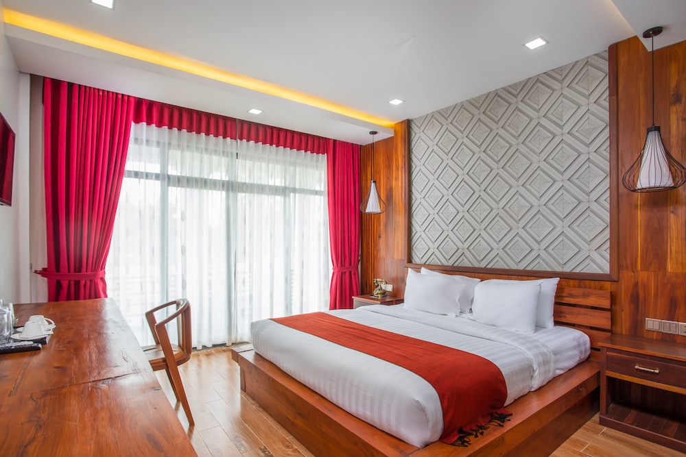 Deluxe Studio Suite photo 2