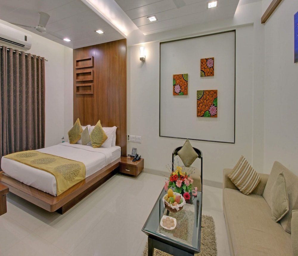Superior Deluxe Room photo 2