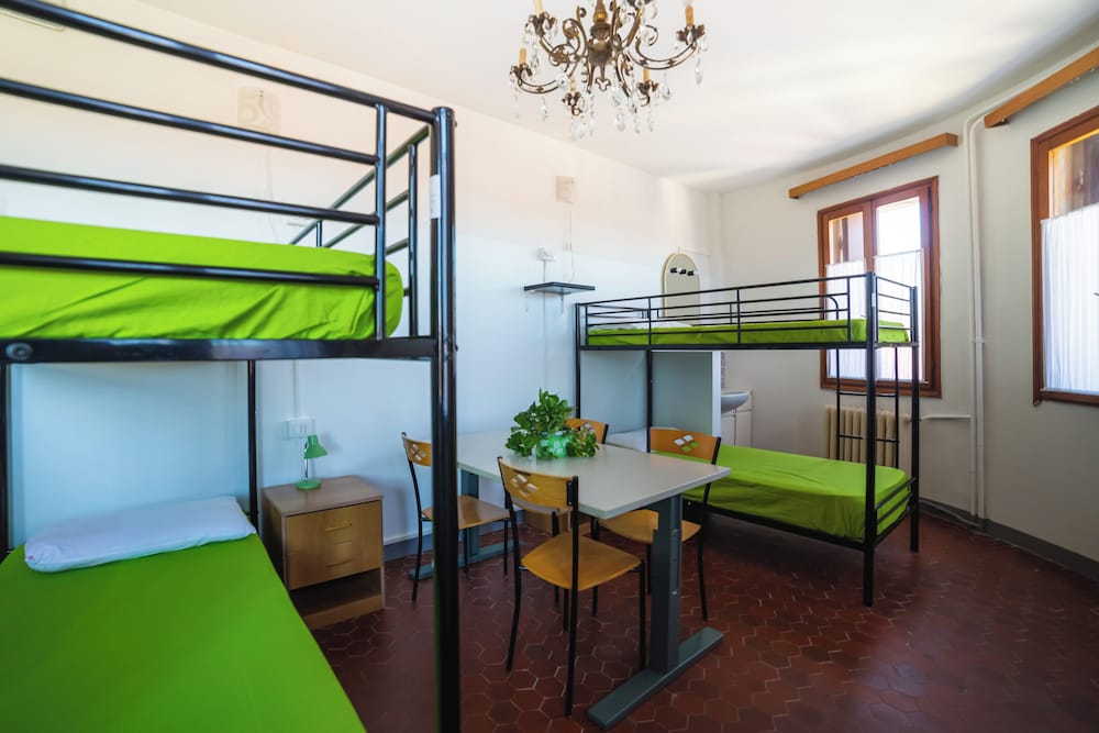 Comfort Shared Dormitory, Women only, Non Smoking, Shared Bathroom photo 1