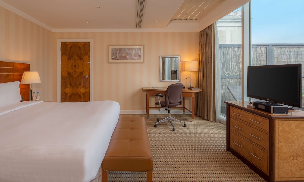Terrace Suite, 1 King Bed, Terrace