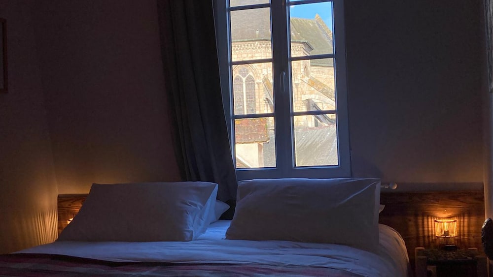 Romantic Suite, Ensuite (La Mansarde) photo 2