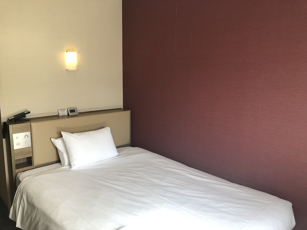 Superior Semi-double Room, Smoking (5 min walk from Shinagawa Station)