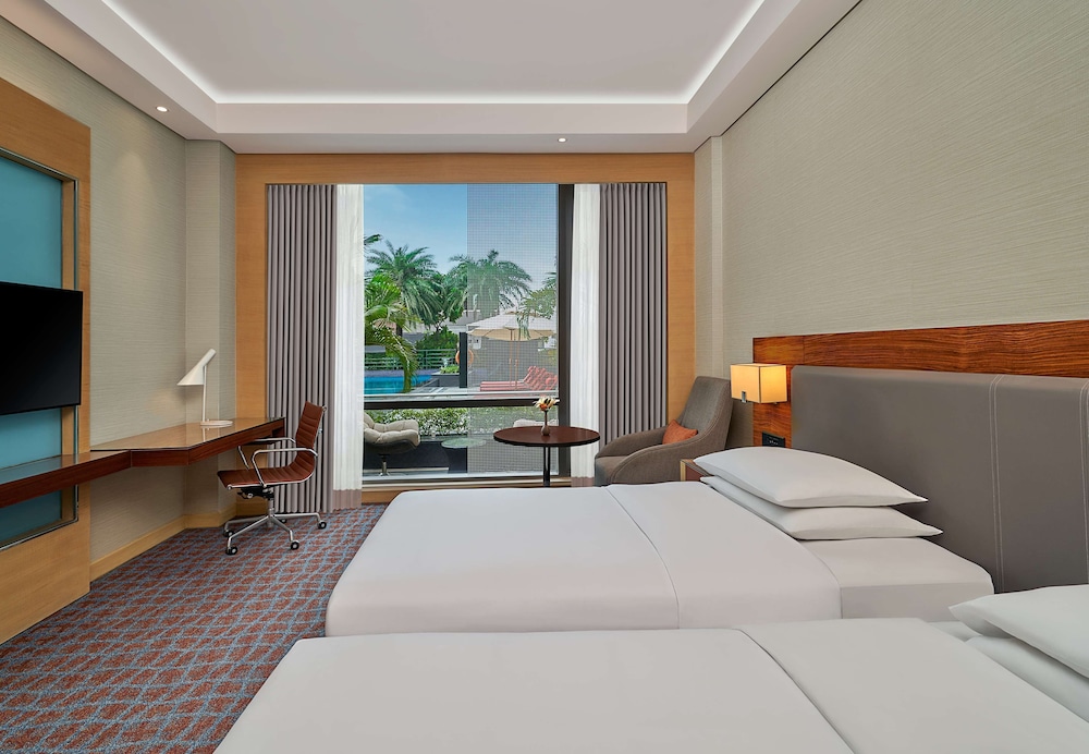 Club Room, 2 Twin Beds Club Room, 2 Twin Beds