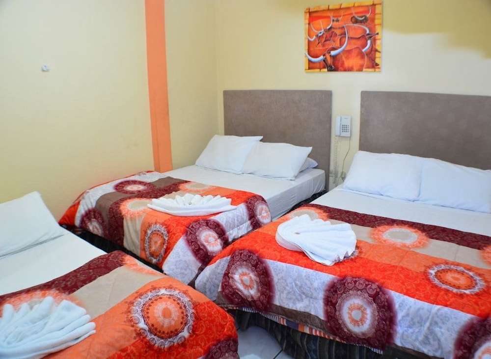 Classic Triple Room, 3 Twin Beds, Non Smoking photo 1