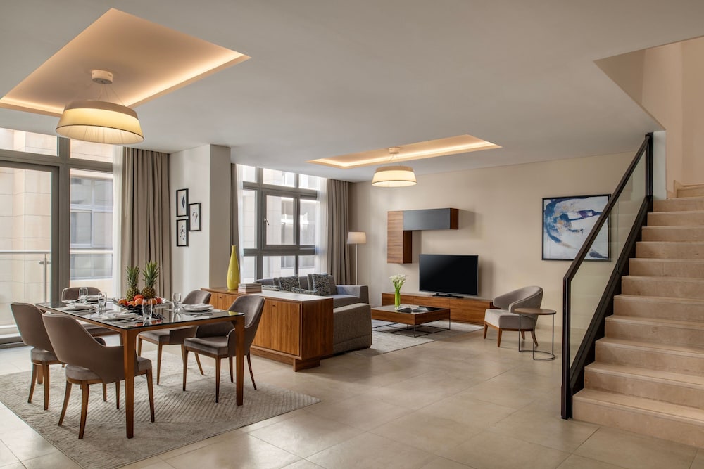 Apartment, 3 Bedrooms, Balcony, City View