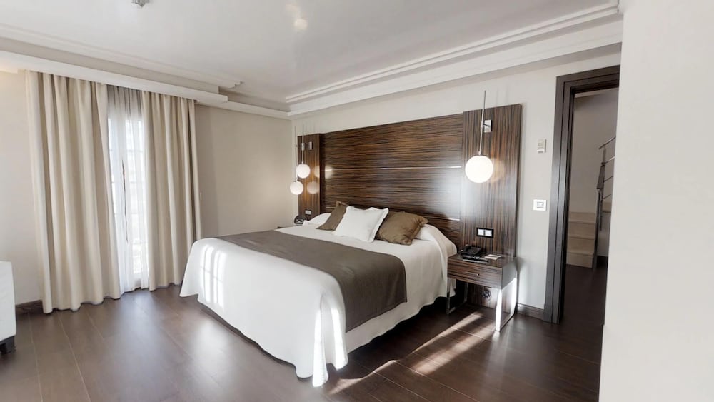 Duplex (Grand Suite) - Photo 4