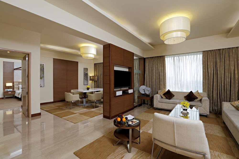 Suite, 1 Bedroom photo 1