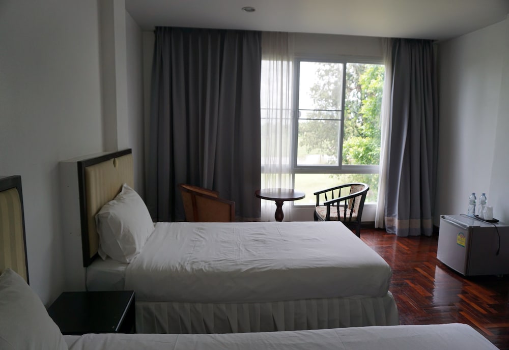 Standard Twin Room photo 2