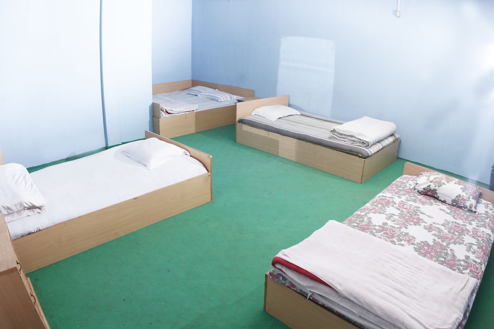 Standard Single Room, 3 Twin Beds photo 2