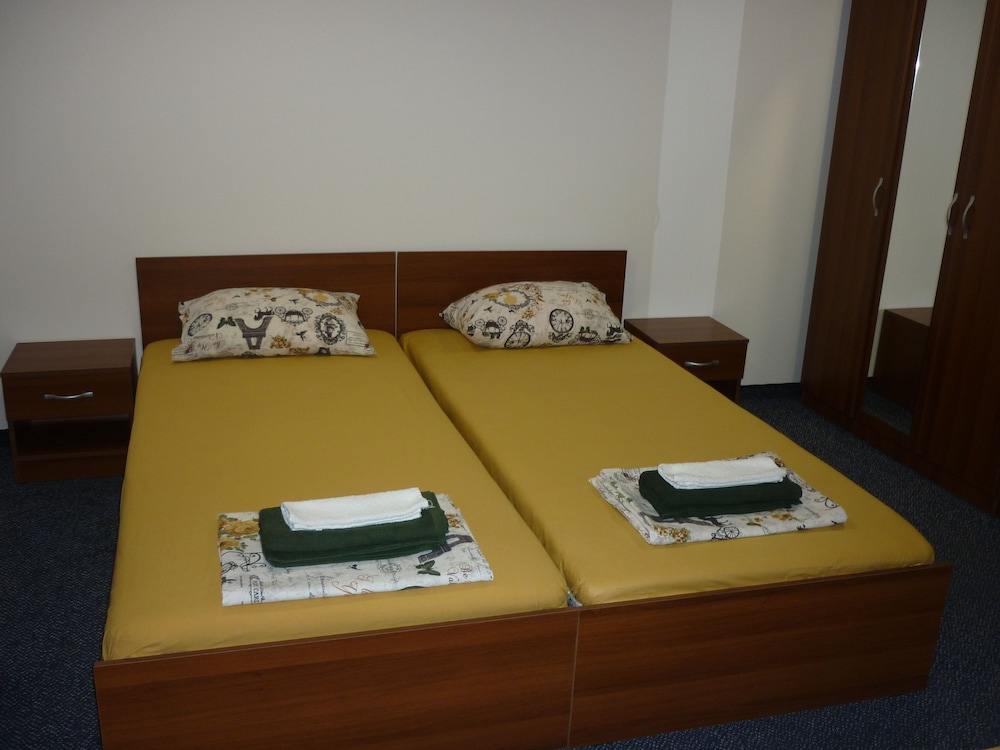 Standard Double or Twin Room photo 1