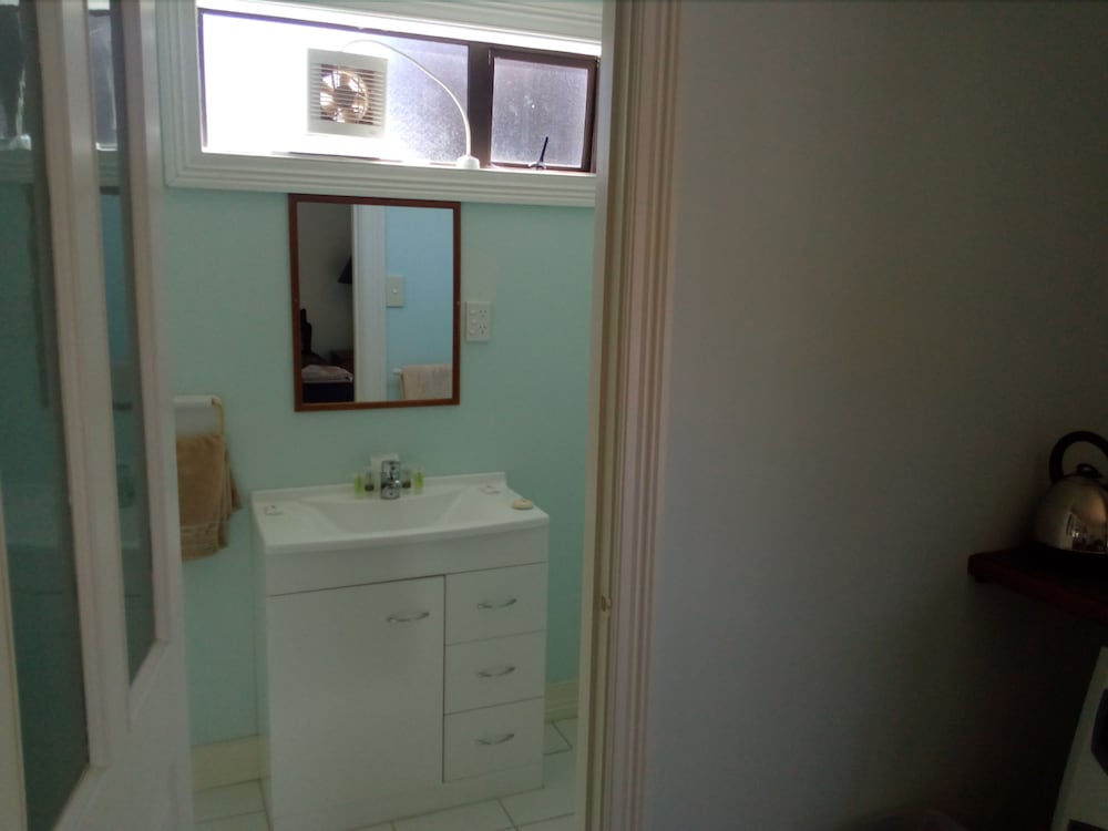 Standard Room, Non Smoking (Two night saver) photo 2