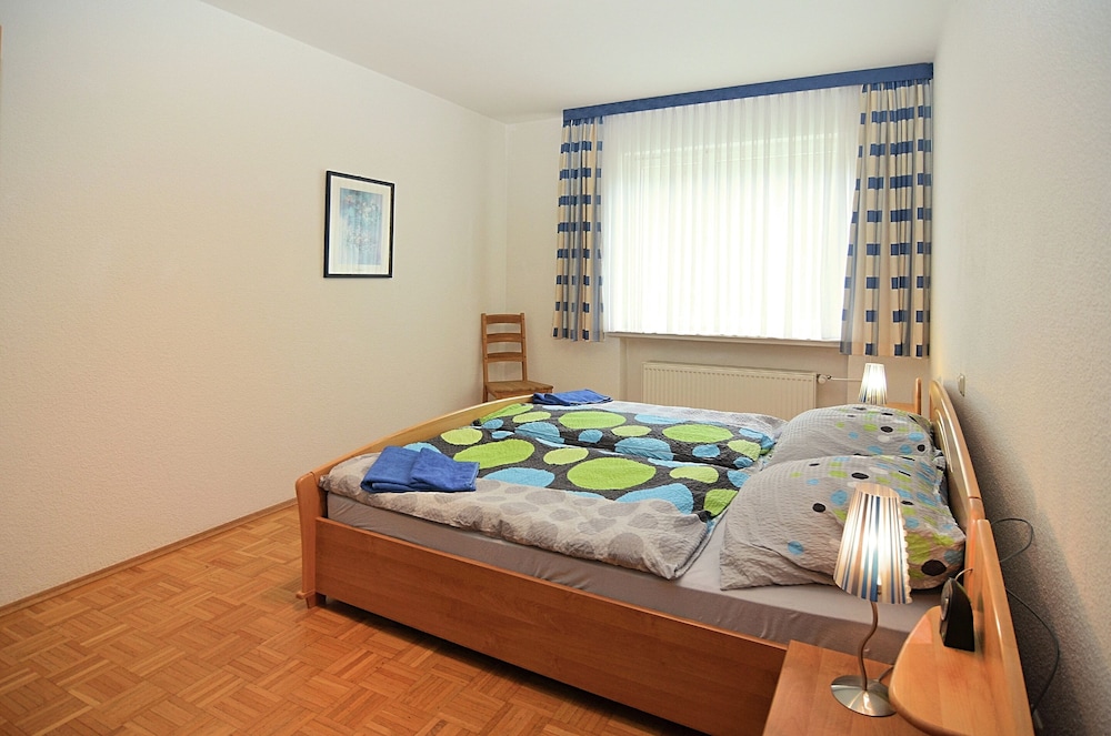 Apartment photo 2