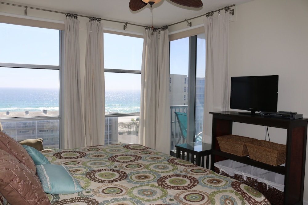 Condo, 3 Bedrooms photo 1