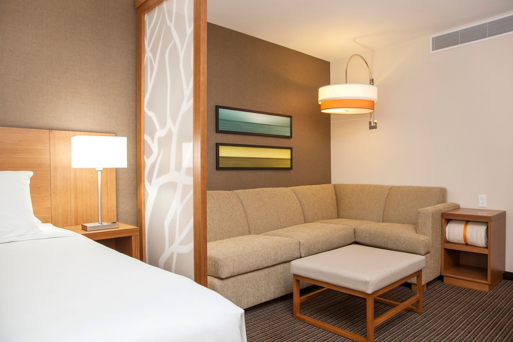 Deluxe Room, 1 King Bed, Golf View