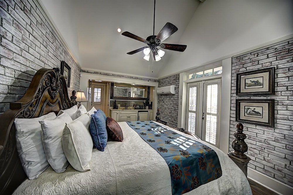 Executive Suite photo 3