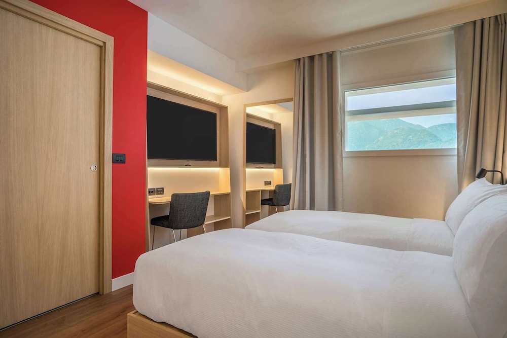 Twin Room, Multiple Beds