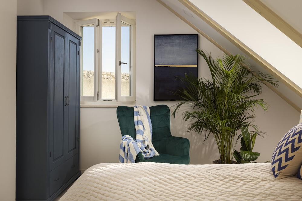 Deluxe Suite, 1 Bedroom, City View photo 1