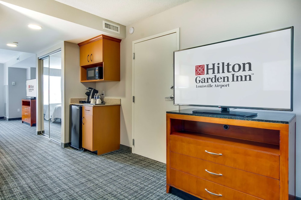 Suite, 1 Bedroom, Accessible (Roll-in shower) - Photo 4