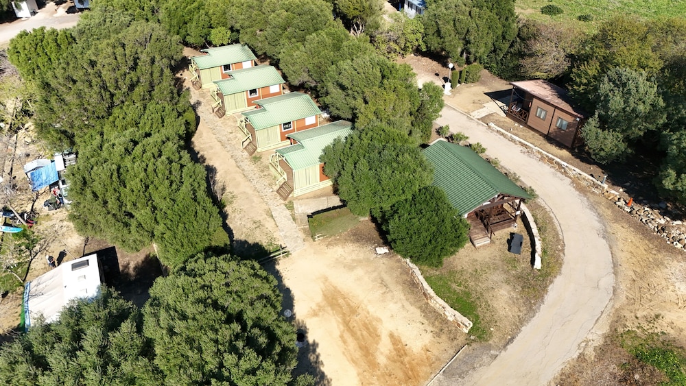 Bungaló Básico, Vista al Jardín