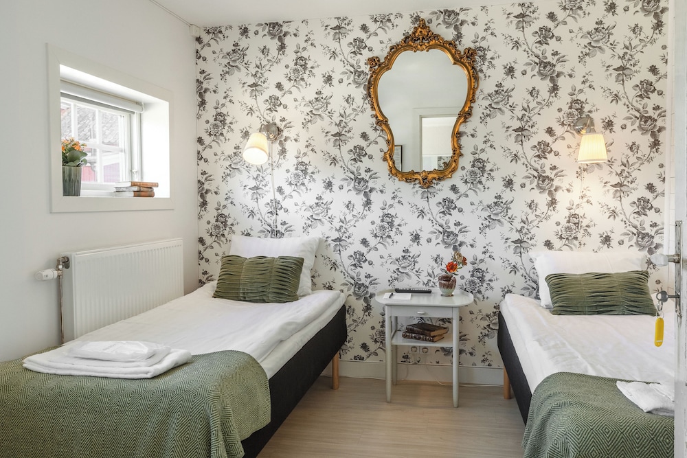 Twin Room, Partial Sea View photo 1