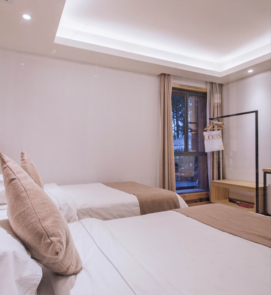 Design Twin Room photo 1