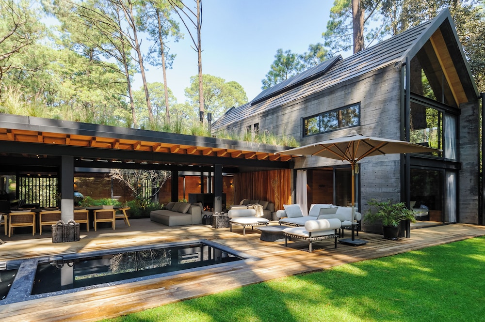 Luxury House, Mountain View