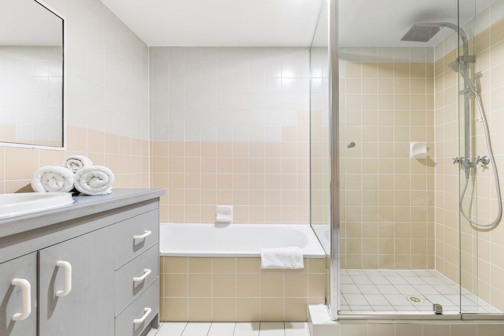 Superior Apartment, Beachside photo 2