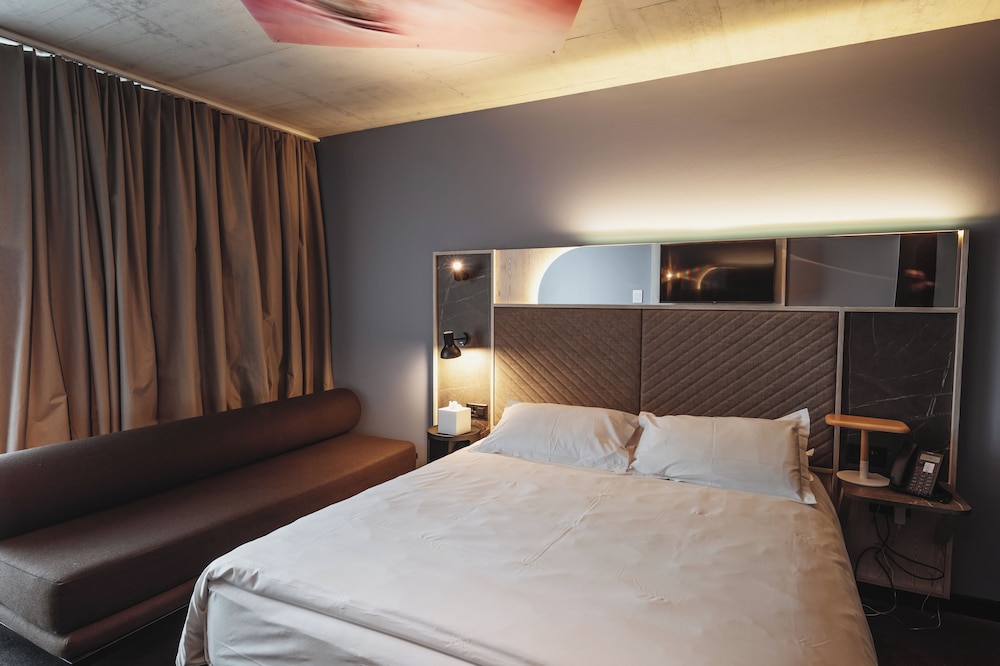 Classic Room, 1 Double Bed with Sofa bed photo 2