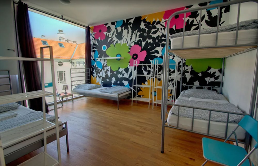 Basic Quadruple Room, Multiple Beds, Shared Bathroom (1 Bed in Quadruple Room) photo 3