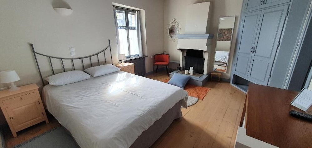 Standard Double or Twin Room photo 2