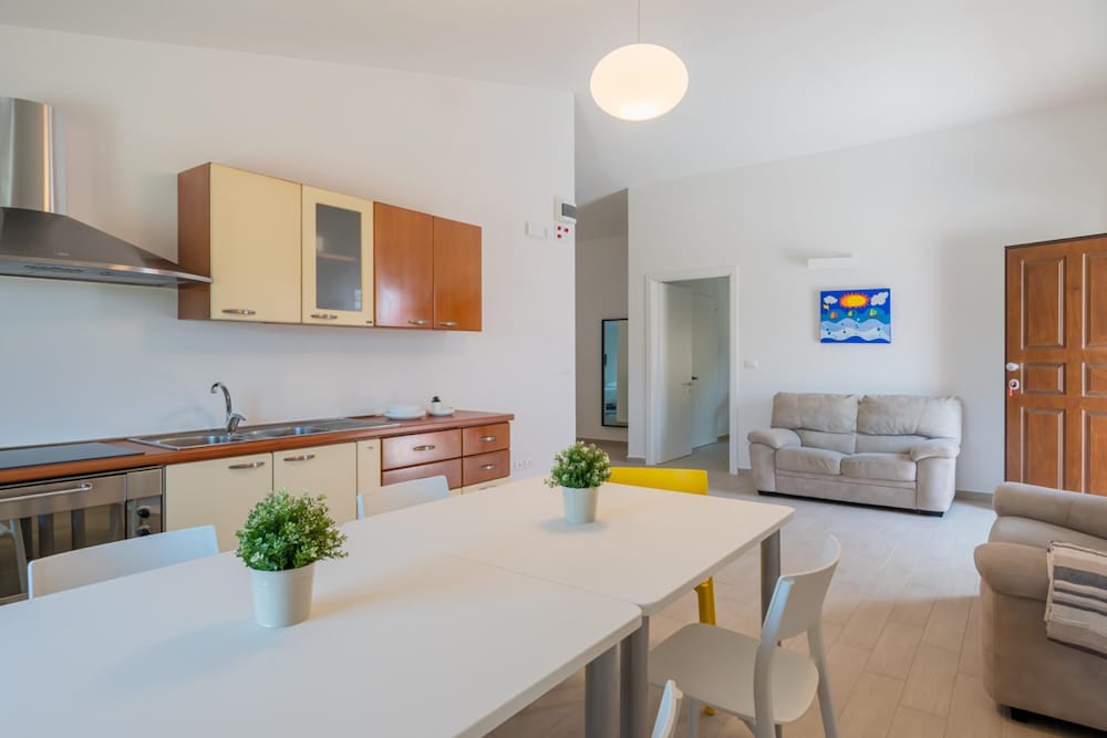 Apartment photo 3